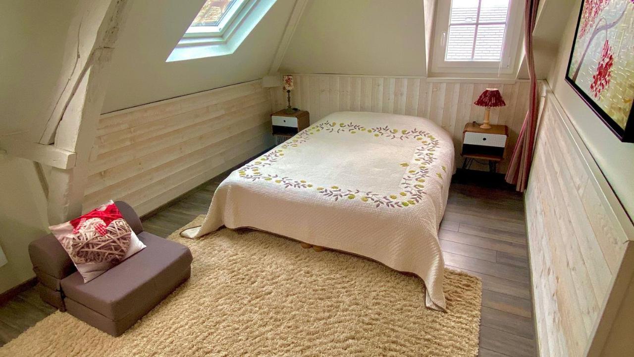 Appartement Sous les toits d'Honfleur Extérieur photo